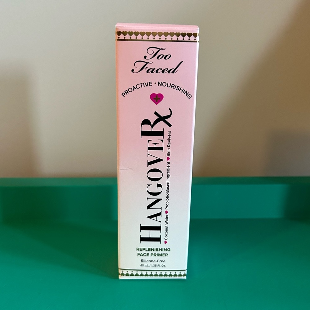 NWT Too Faced Hangover Primer